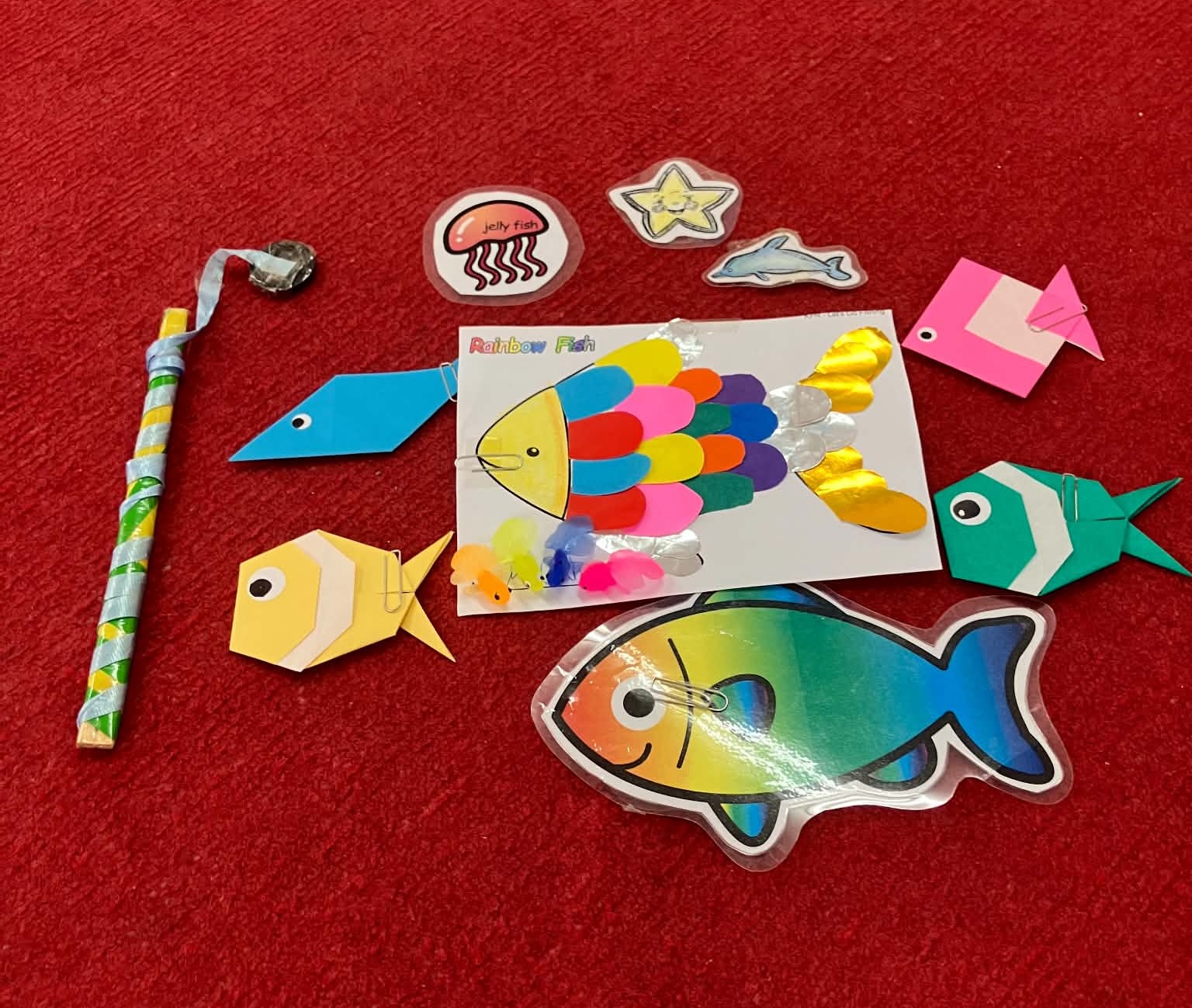 本八幡スタジオの手作り魚釣りゲームとカラフルなお魚クラフト